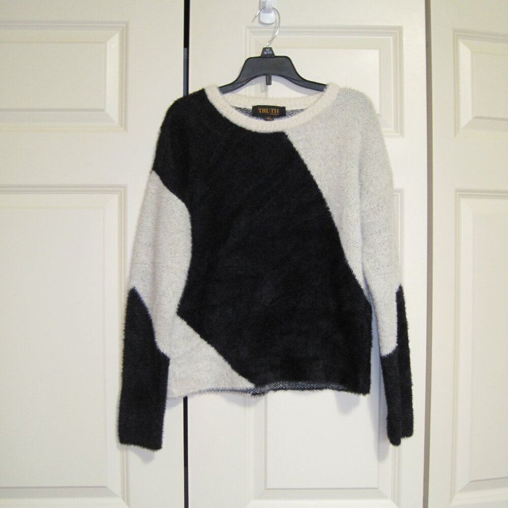 Truth by Republic Black and White Crew Neck Sweater